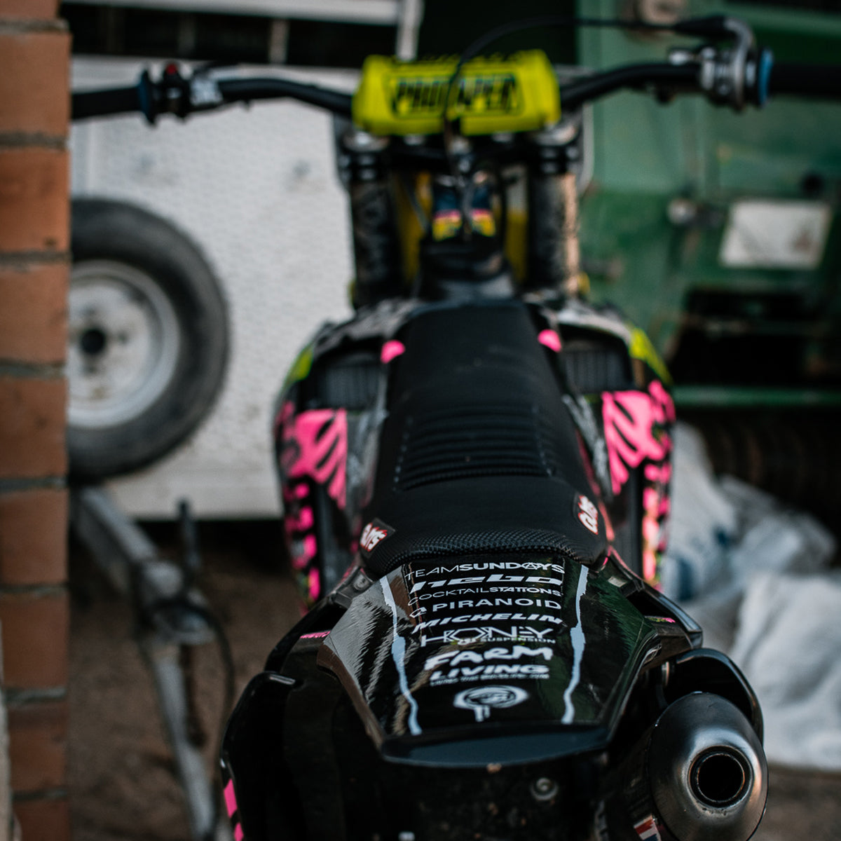 Husqvarna Graphics Kit "Bones"